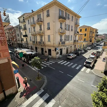 La Casina Di Danfe Apartment *